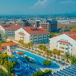 Курортный комплекс Sural