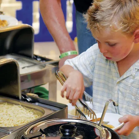 אתר נופש Sural 5*